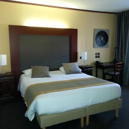 Hotel De France 몽타르기 외부 사진