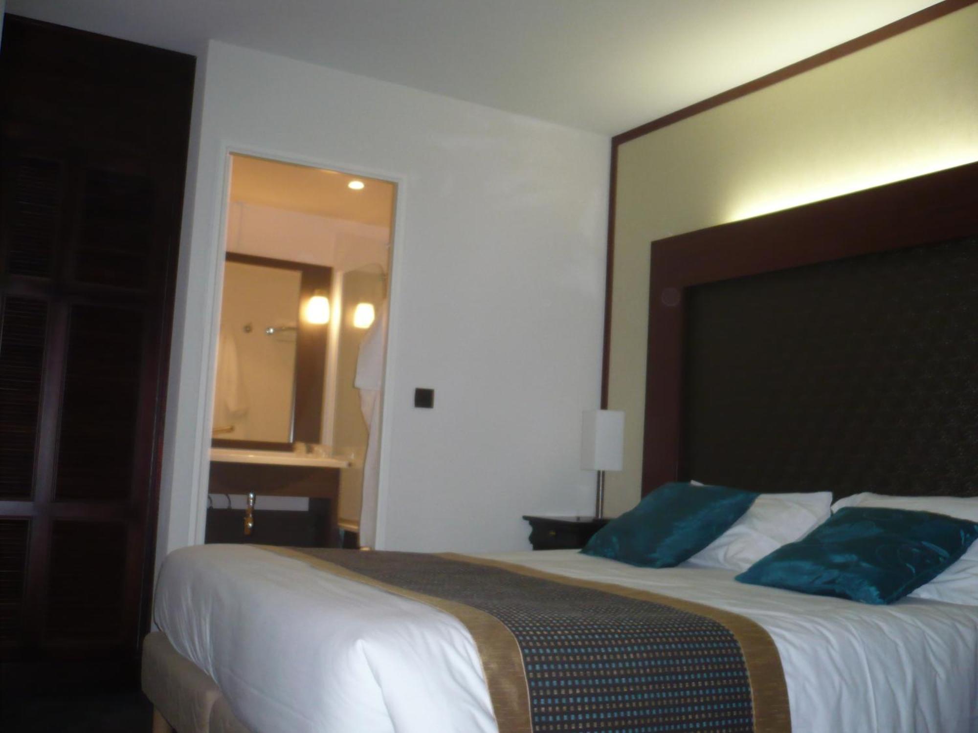 Hotel De France 몽타르기 외부 사진
