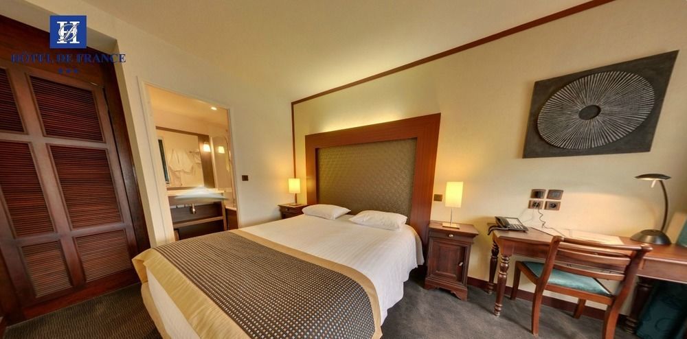 Hotel De France 몽타르기 외부 사진