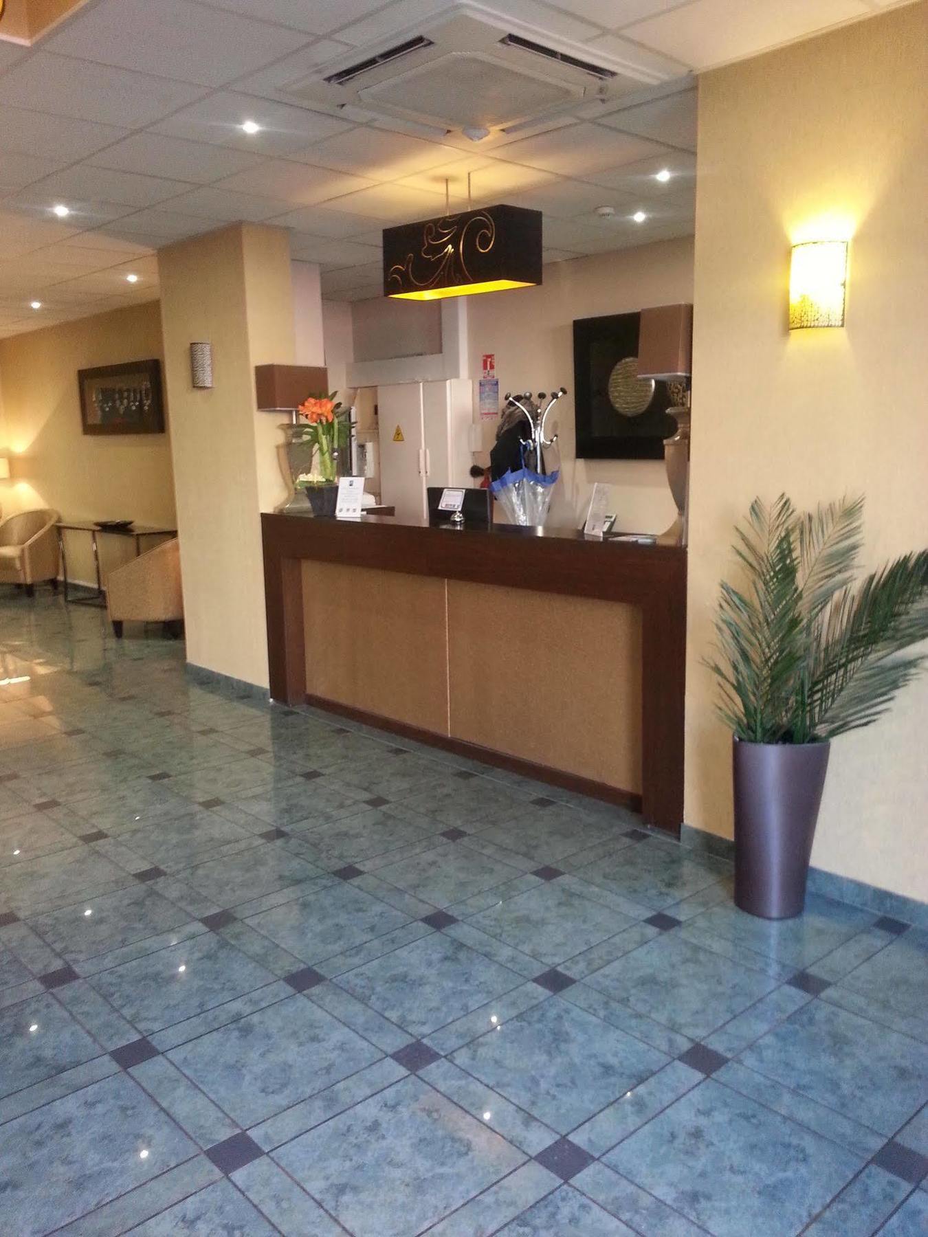 Hotel De France 몽타르기 외부 사진
