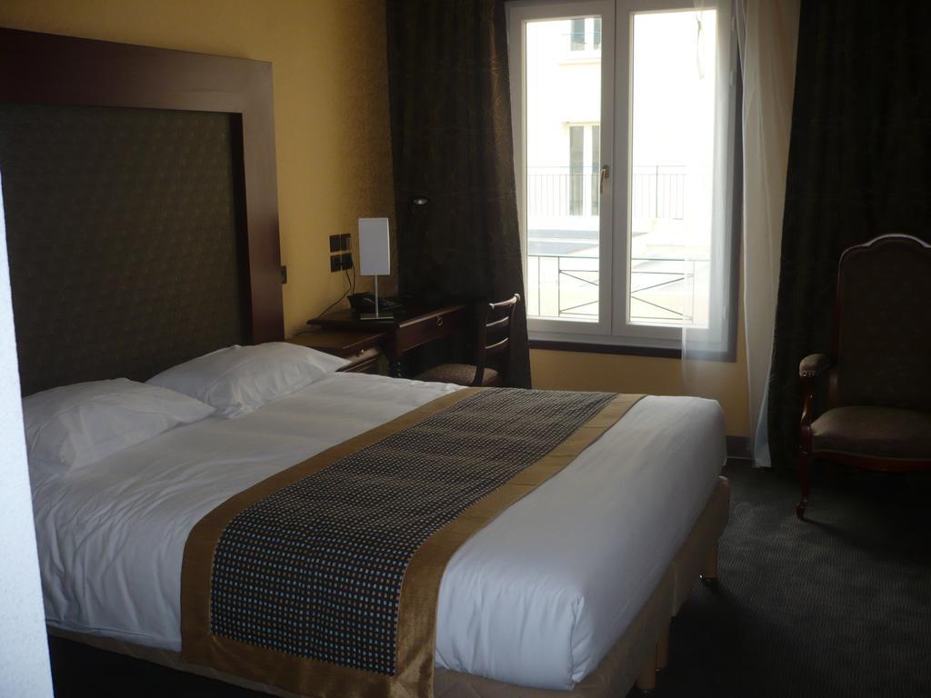 Hotel De France 몽타르기 외부 사진